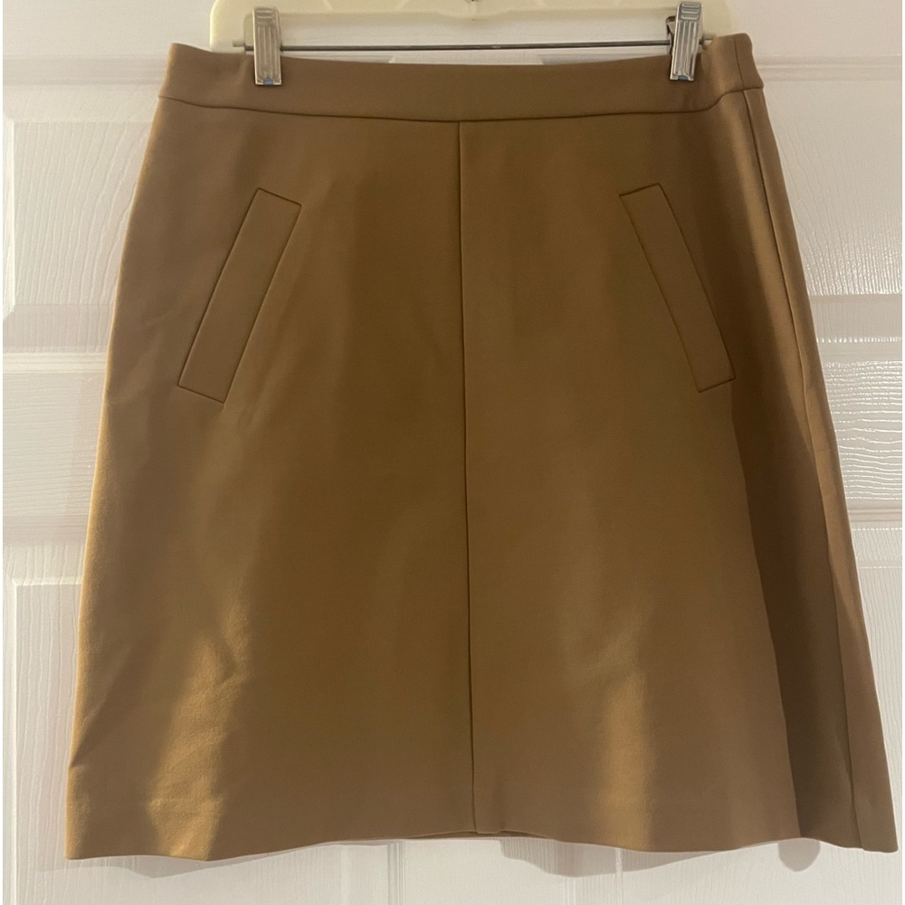 Mario Serrani, Dark camel- brown mini skirt.  Womens size 10.